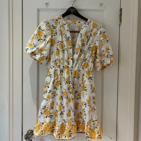 Joie Floral Tiered Puff Sleeve Amelian Mini dress Size 8 Cotton - Picture 2 of 11